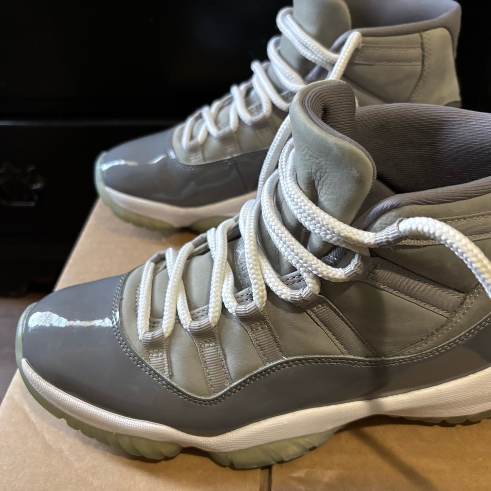 Jordan Gray and White Sneakers - Picture 3 of 6